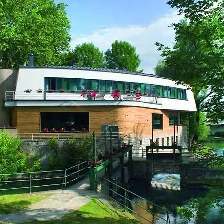 Paviljon Hotel 3*