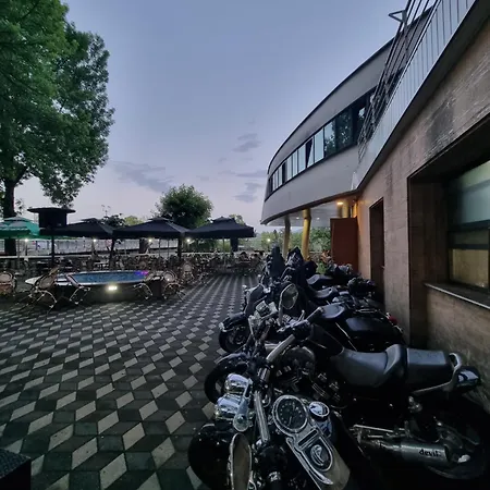 Paviljon 3*