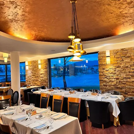 Paviljon Hotel 3*