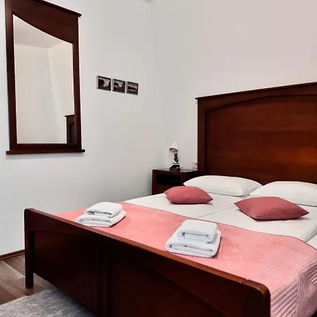 Hotel Paviljon